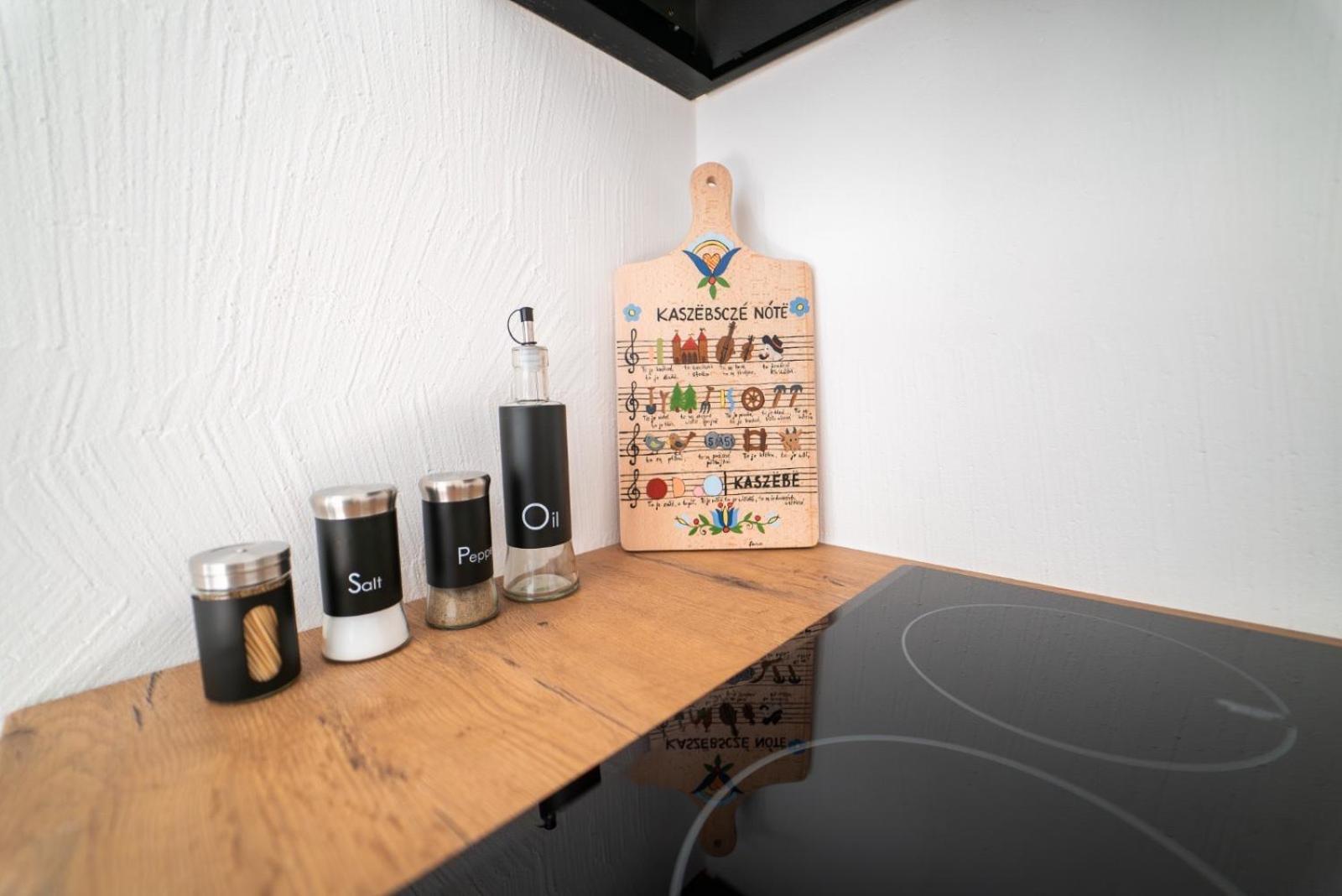 Cztery Pory Roku Appartement Wiele Buitenkant foto