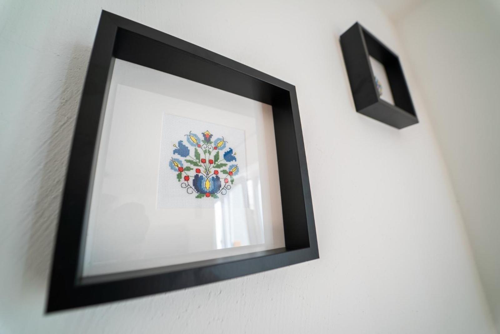 Cztery Pory Roku Appartement Wiele Buitenkant foto